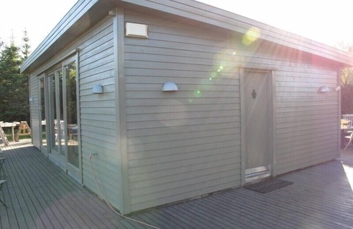 Kopavogur Cabaña | REYKJAVIK CAPITAL- 'PARADISE, con HOT TUB, BIG' Garden, 'NEW' for rental.!