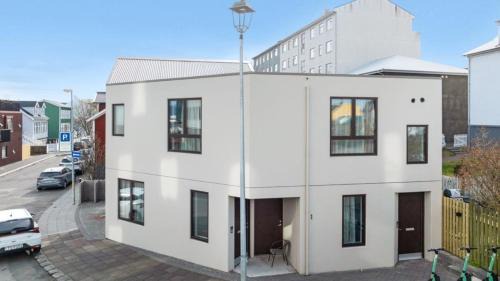 Vesturbær Apartamento | Reykjavik Luxury Hotel Apartments KARTULI