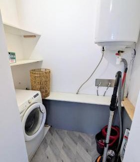 Saint-Christol-Les-Ales Apartamento | Rez de jardin chez Elise