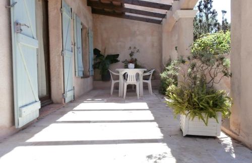 La Valette-du-Var Apartamento | Rez de Villa Climatisé avec Jardin Privatif Domaine des Moulières