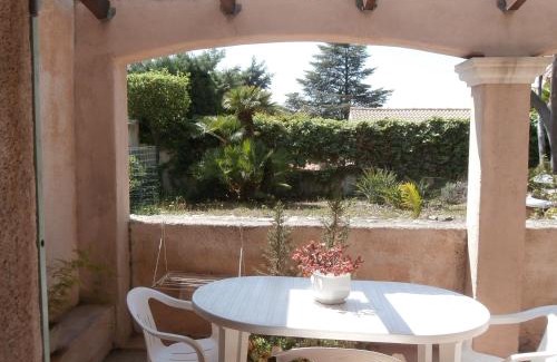 La Valette-du-Var Apartamento | Rez de Villa Climatisé avec Jardin Privatif Domaine des Moulières