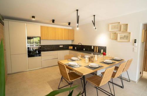Saint-Raphael Apartamento | Rez de villa de charme-piscine-3 chambres 6 pers