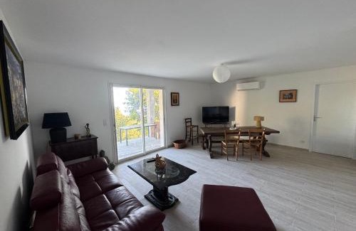 Coti-Chiavari Apartamento | REZ de VILLA Entre Mer et Maquis Appartement indépendant