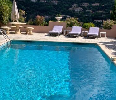 Cavalaire-sur-Mer Apartamento | Rez-de Villa Piscine