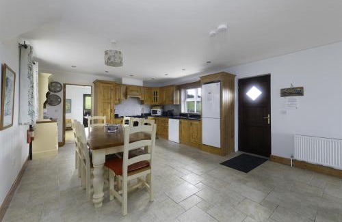 Town Lots Casa | Rhea Holiday Home Kilcrohane by Trident Holiday Homes