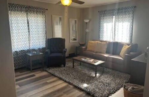 Hermann Apartamento | Rhine Suite at Brickhouse Inn