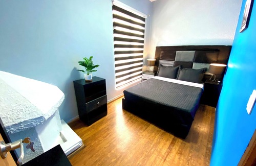 Benito Juárez Hotel | Roomies Hotel - World Trade Center