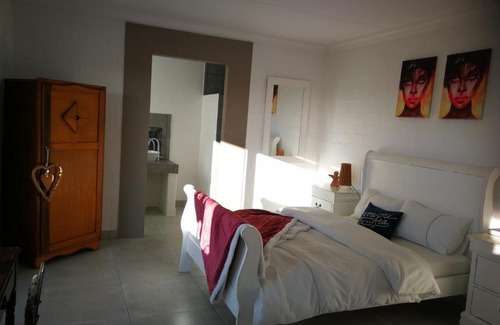 St. Helena Bay Apartamento | Rhodes Ave Cottage