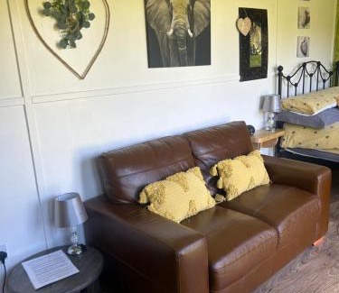 Cauldon Casa | Rhodes To Serenity - Mermaid Shepherds Hut