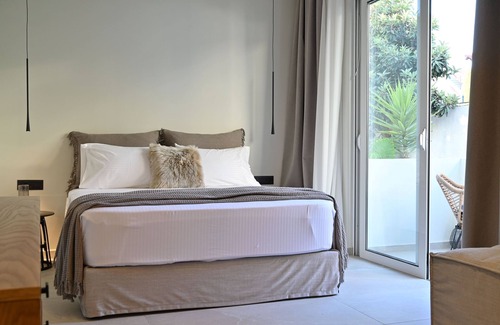 Ialyssos Casa | Rhotheon Suites in Ialysos Rhodes