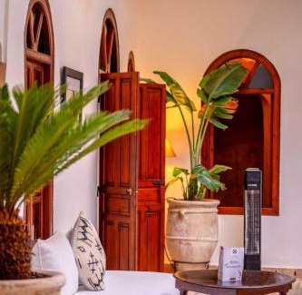 Sidi Bou Amar Casa | Riad Adika & Spa