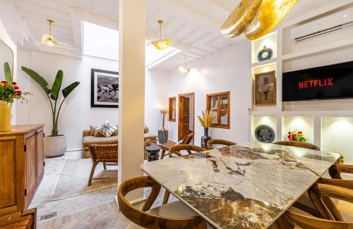 Kasbah Villa | Riad Chiberta Exclusive & New with Pool for 6 pax with free Breakfast