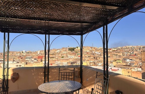Ville Nouvelle Casa | RIAD DAR NA FEZ. Complete house, ideal for groups, friends or families.
