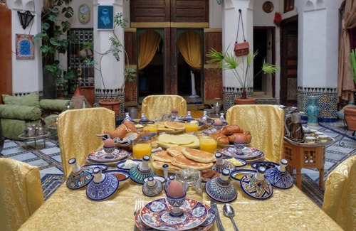 Quartier Al Adarissa Casa | Riad Famille Drissi Kaitouni