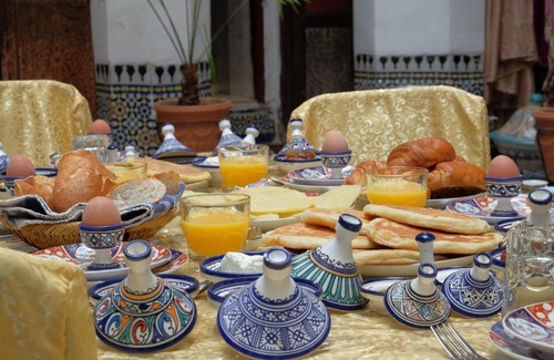 Quartier Al Adarissa Casa | Riad Famille Drissi Kaitouni