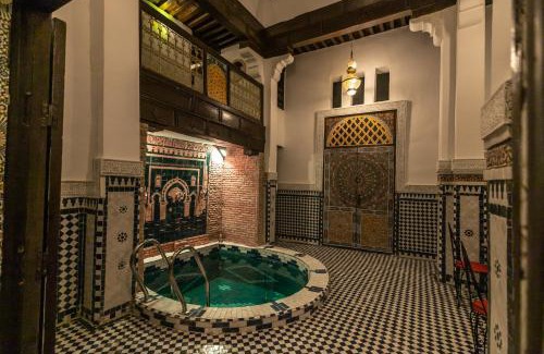 El Mokhifa Casa | Riad Fes Lile
