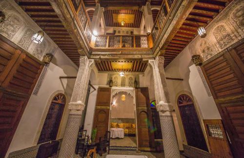 El Mokhifa Casa | Riad Gzira Fez