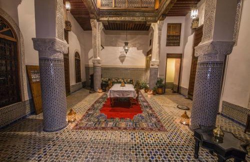 El Mokhifa Casa | Riad Gzira Fez