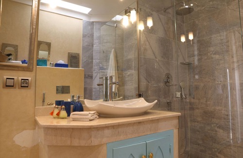 Bab Taghzout Casa | Riad Infinity Sea