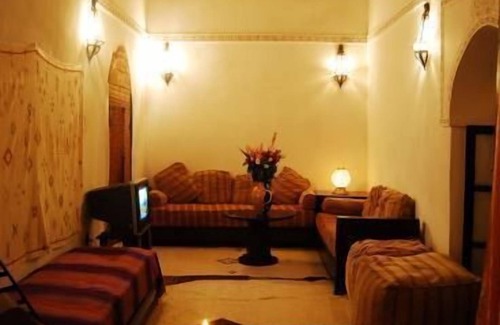 Bab Taghzout Casa | Riad La Perle de Marrakech