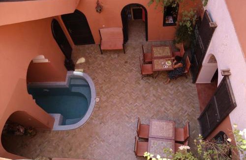 Bab Taghzout Casa | Riad La Perle de Marrakech