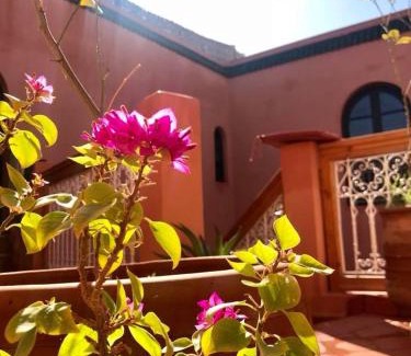 Bab Taghzout Casa | Riad La Perle de Marrakech