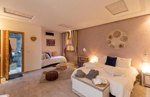 Kasbah Casa | RIAD Miel & Une Nuit