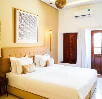 Sidi Bou Amar Casa | Riad NayaNour