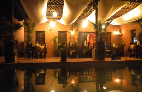 Marrakech Villa | Riad de encanto con piscina y sin jardín frente y grandes.
