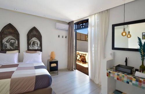 Bab Taghzout Casa | Riad Palau Marrakech