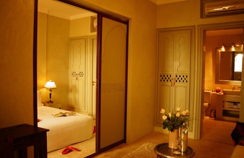 Zaouia Sidi Rhalem Casa | Riad Shama