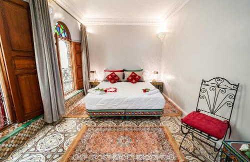 El Mokhifa Cama Y Desayuno | Riad Taj Salma