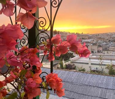 El Mokhifa Cama Y Desayuno | Riad Taj Salma