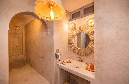 Sidi Bou Amar Casa | Riad Tizou
