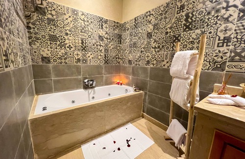 Marrakech Casa | Riad villa saphir & SPA