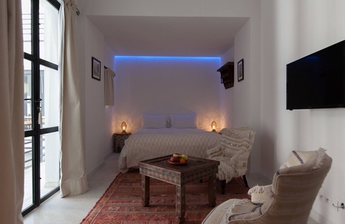 Bab Doukkala Casa | Riad Zebrakaro