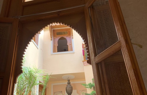 Kbour Chou Casa | RIADJENANADAM Marrakesh