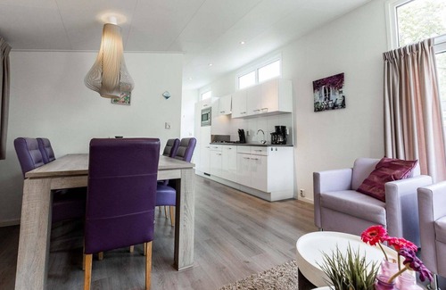Ede Chalet De Esquí | ✓ Rialto at Bospark Ede ✓ Holiday home for 5 people ✓ Located in Ede (Gelderland) ✓ Holiday resort in the Veluwe region ✓ Book directly at the resort