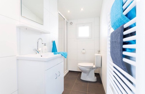 Lunteren Chalet De Esquí | ✓ Rialto at Landgoed De Scheleberg ✓ Holiday home for 6 people ✓ Located in Lunteren (Gelderland) ✓ Holiday resort in the Veluwe region ✓ Book directly at the resort