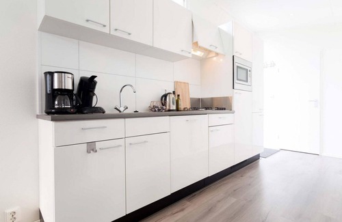 Berkhout Chalet De Esquí | ✓ Rialto at Park Westerkogge ✓ Holiday home for 5 people ✓ Located in Berkhout (North Holland) ✓ Waterfront holiday resort ✓ Book directly at the resort