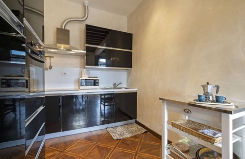 San Polo Apartamento | Rialto Grand Canal by Wonderful Italy