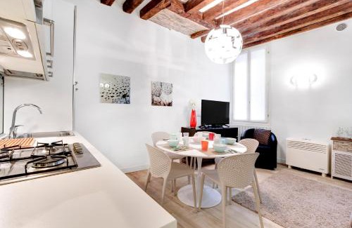 Castello Apartamento | Rialto Prestige - Campo S Maria Formosa by Wonderful Italy