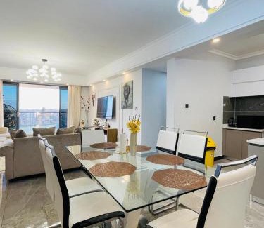 Kilimani Apartamento | Riara super home 3 br pool/GYM