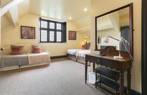 Matlock Casa | Riber Hall
