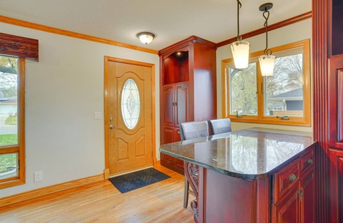 Richfield Casa | Richfield Home ~ 10 Mi to Central Minneapolis!