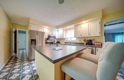 Richmond Heights Casa | Richmond Heights Retreat w/ Patio + Fire Pit!