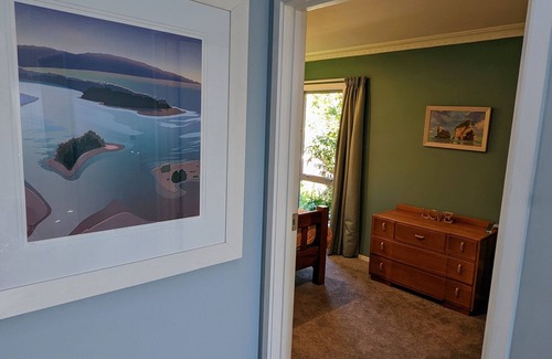 Richmond Casa | Richmond Views - Comfortable & Spacious home!