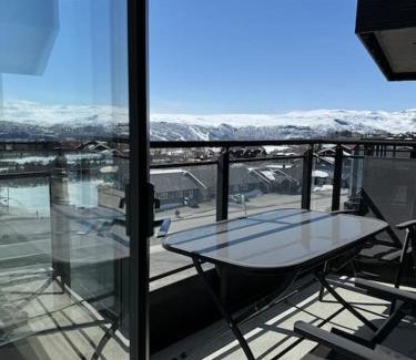Beitostolen Apartamento | Riddertunets utsikt til Mugnetind