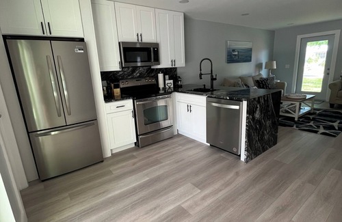 Stuart Casa | Ride the Tide: Ocean Access & Private Pool in Stuart, Short Drive to the Beach