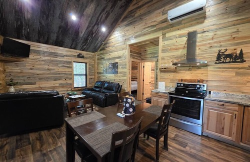 Board Camp Cabina | Ride your ATV 3 miles to WPG, Cozy Cabin, Slps 5